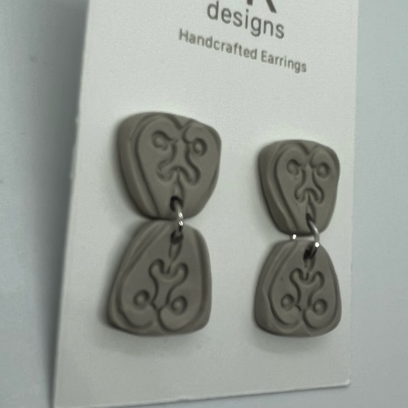 Cute Dangle Handmade Earrings - Picture 2 of 7